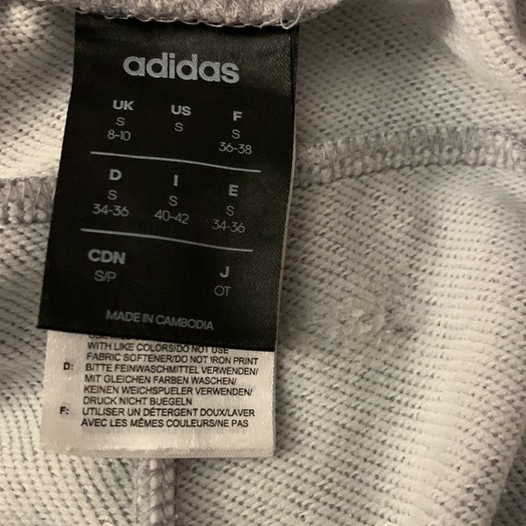 Adidas - Picture 3 of 3